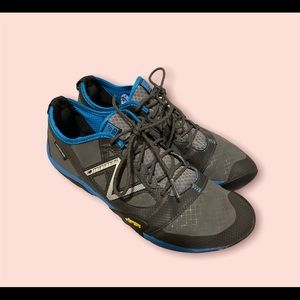 New Balance Minimus WinterRun Size 9 Mens